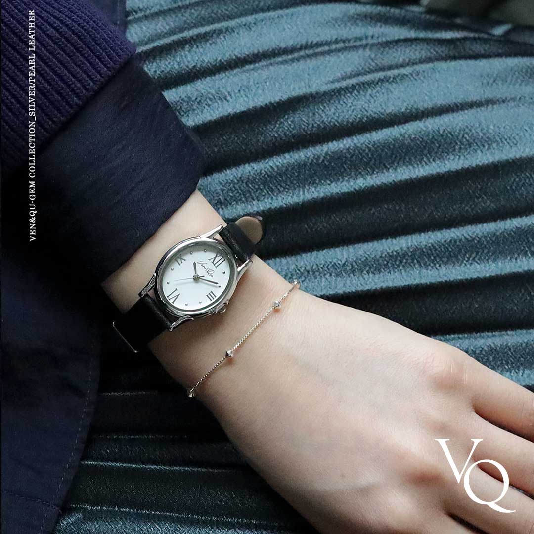 Gem-Silver/Pearl (Black leather)