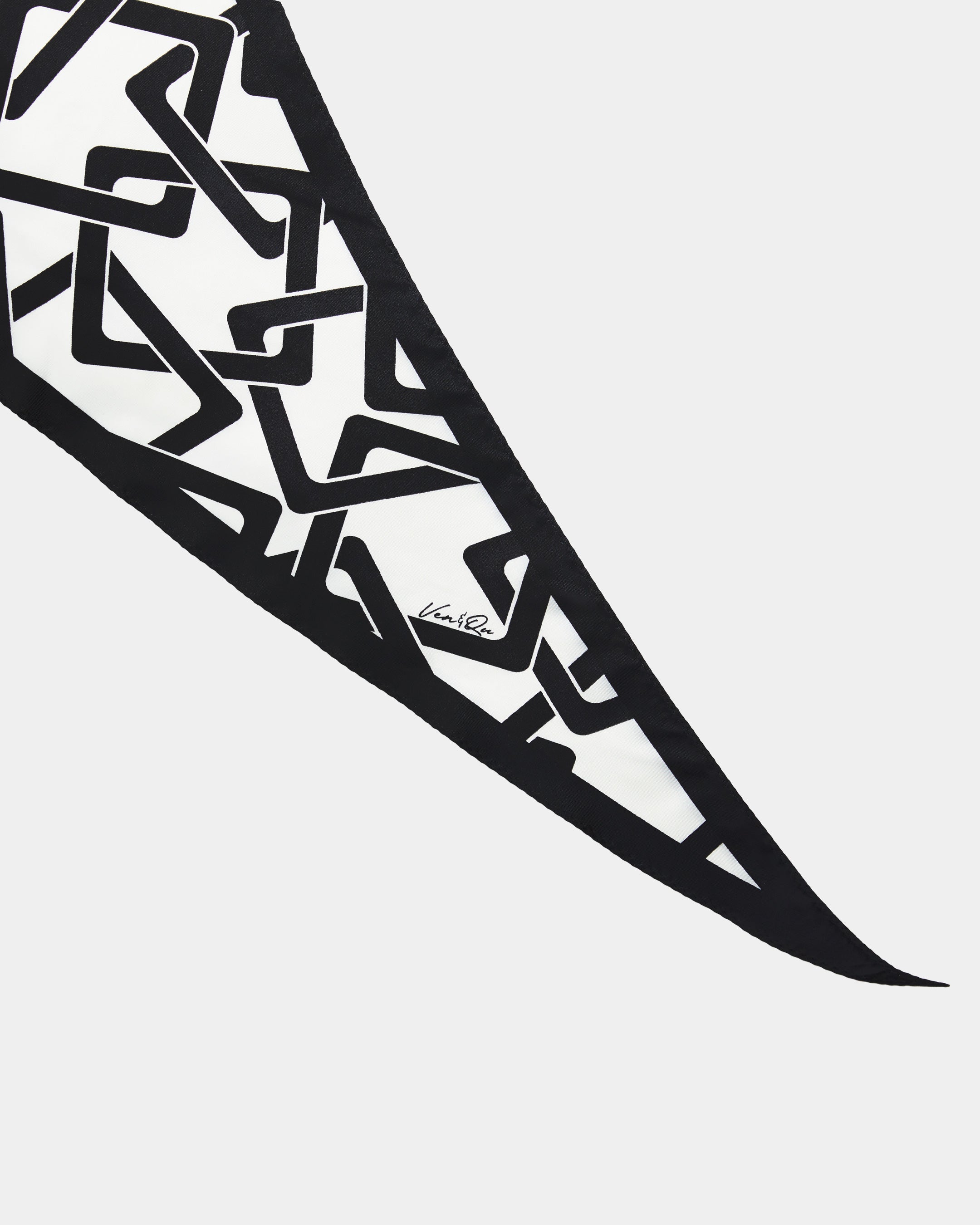 The Flow Linked Silk Scarf-Black Cream