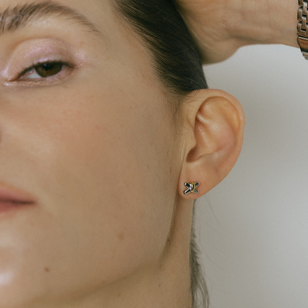 [925 sølv] 1901. Volum xo-ørering (18K)