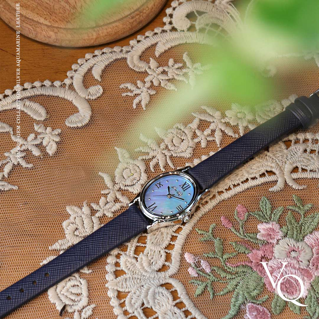 Gem-sølv/akvamarin (Navy Saffiano-skinn)