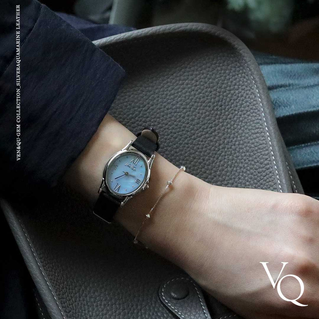 Gem-Silver/Aquamarine (หนังสีดำ)